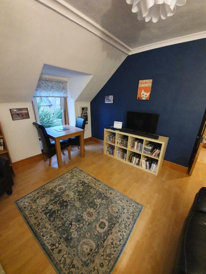 אינברנס Kenneth Street Aparthotel מראה חיצוני תמונה